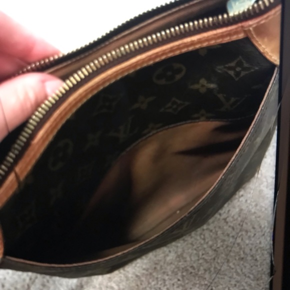 Meet your Posher, Kait - Picture 3 of 3